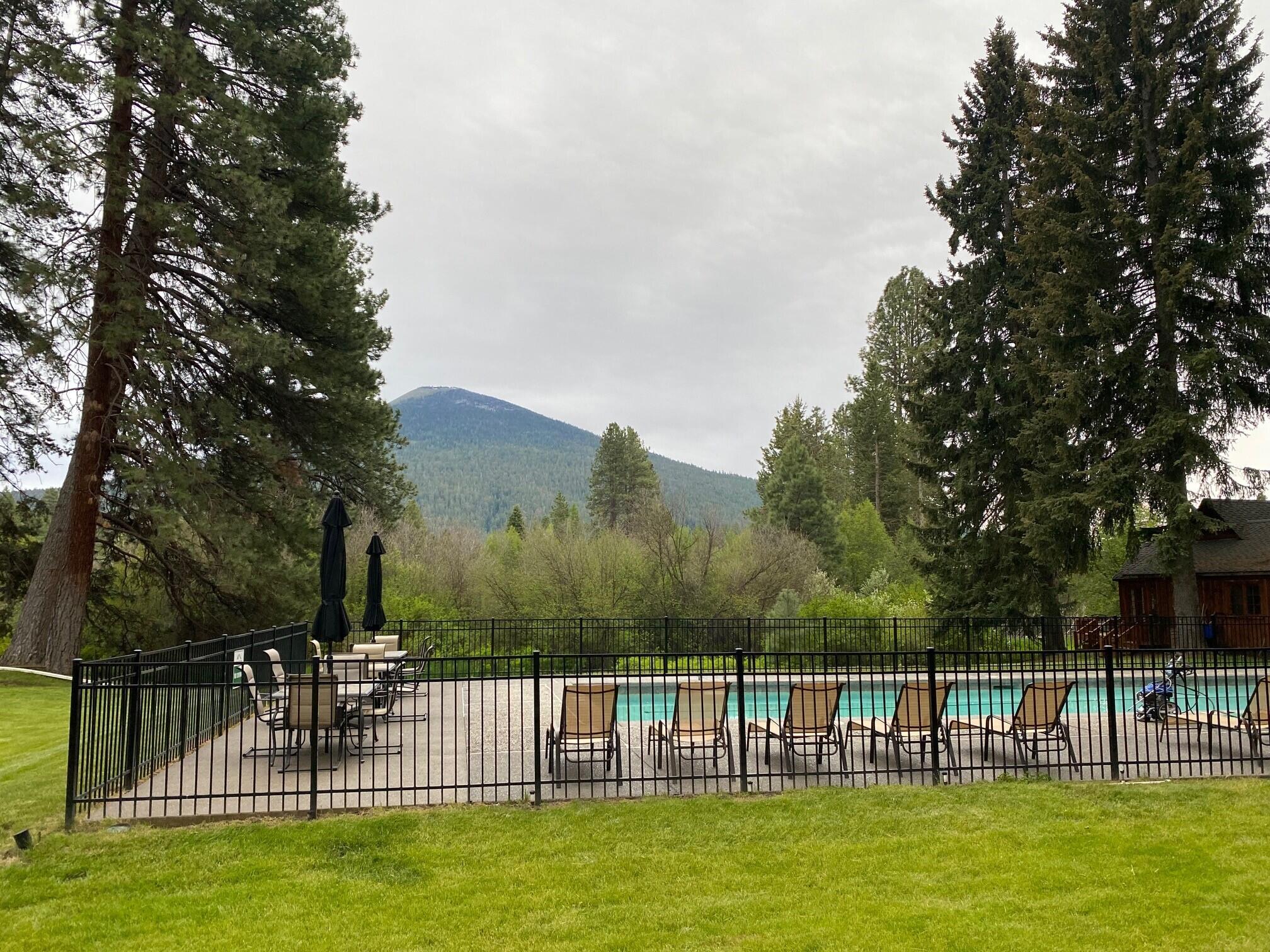 Metolius Meadows - Residential