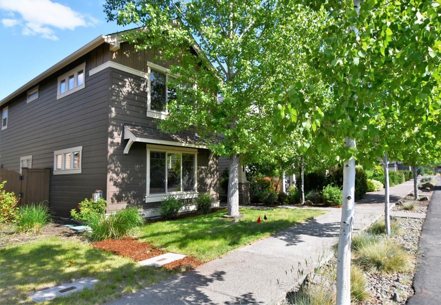 Welcome to this very clean & comfortable home in The Bridges directly across from the clubhouse, pool, fitness center and the new Alpenglow Park. The park has plenty of open space, rocking climbing, trails & picnic area. All 3 bedrooms are upstairs separated by a family friendly loft living area. Conveniently located just minutes to the new Caldera high school, parkway, schools, shopping and more! Enjoy all that The Bridges has to offer in SE Bend.