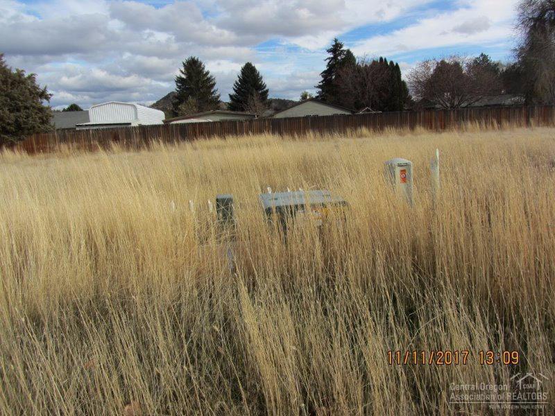 McKay Meadows - Land