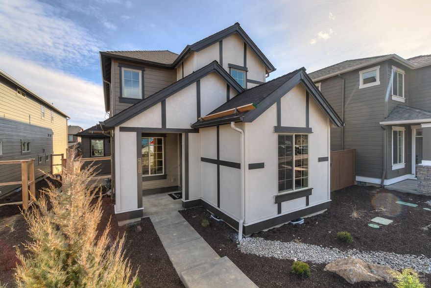 New Pahlisch Homes quality construction located in The Bridges! Solid quartz countertops, Knotty Alder cabinetry, stainless appliances, gas fireplace. 3 bed, 2.5 baths, den, plus upstairs loft area. Open floor plan. Master suite with walk-in closet. Additional storage area in the garage. Superior community amenities just a short walk from your door: pools/sports complex/gym/clubhouse. Photos of similar home, actual specs will vary. Colton 2S6-E-1638-2