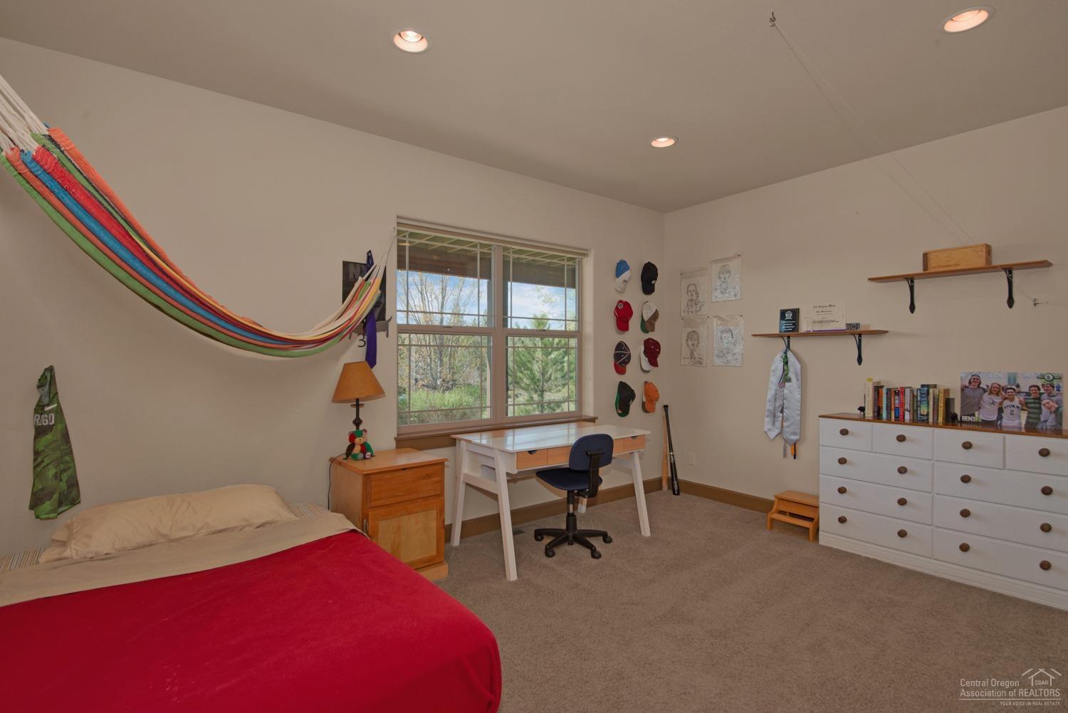 Skyliner Summit - Residential