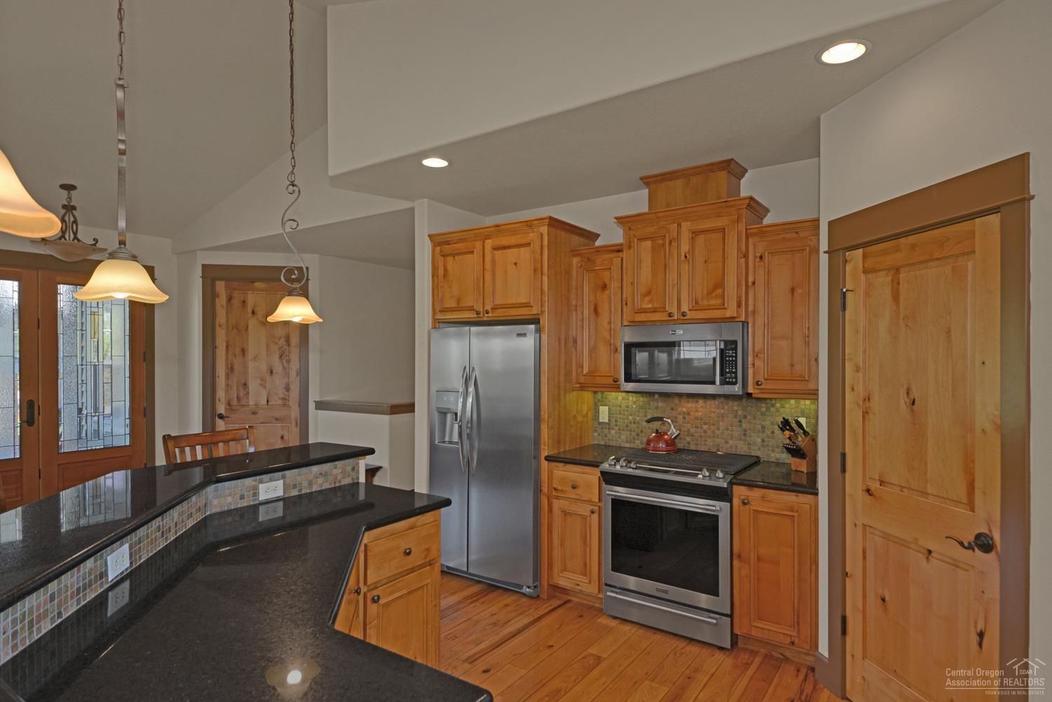 Skyliner Summit - Residential