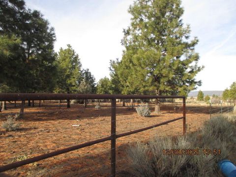 Tiny photo for 6538 Flamingo Drive, Bonanza, OR 97623 (MLS # 220213133)