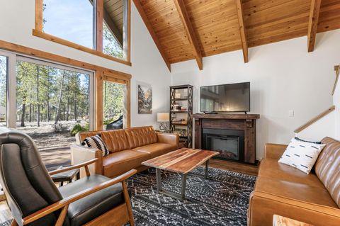 56921 Central Lane 12 Sunriver OR 97707