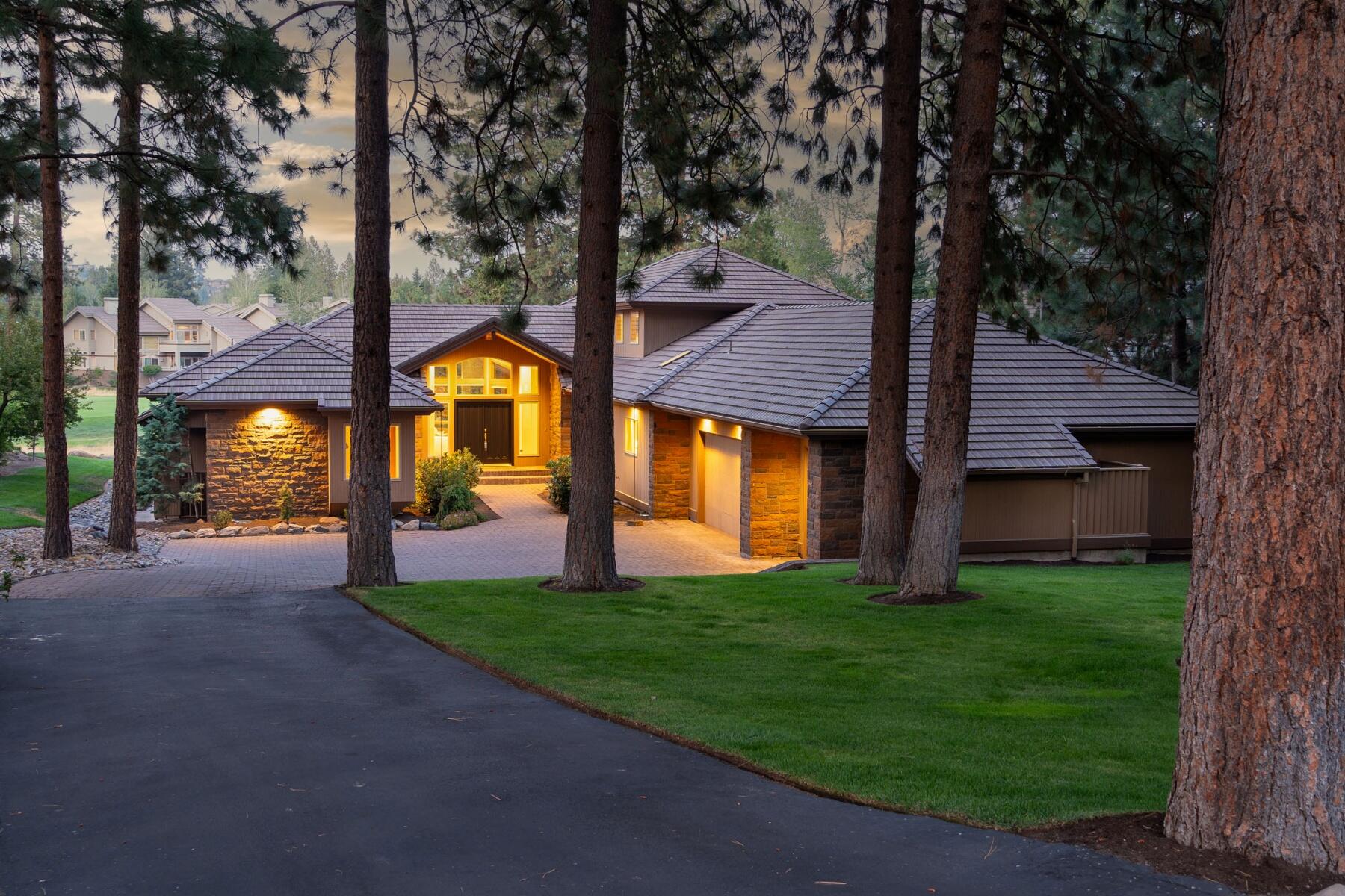 Broken Top - Residential