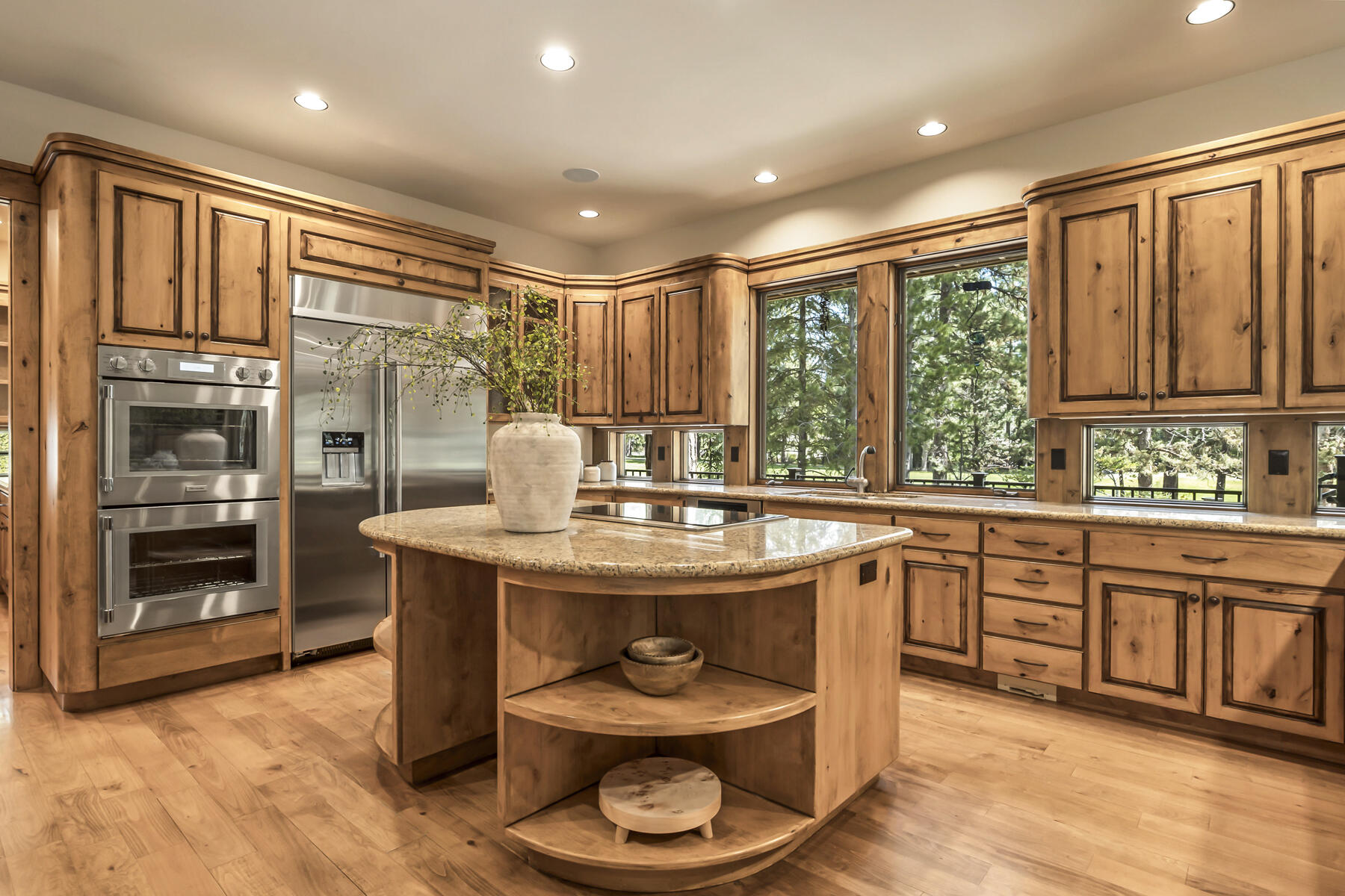 Broken Top - Residential