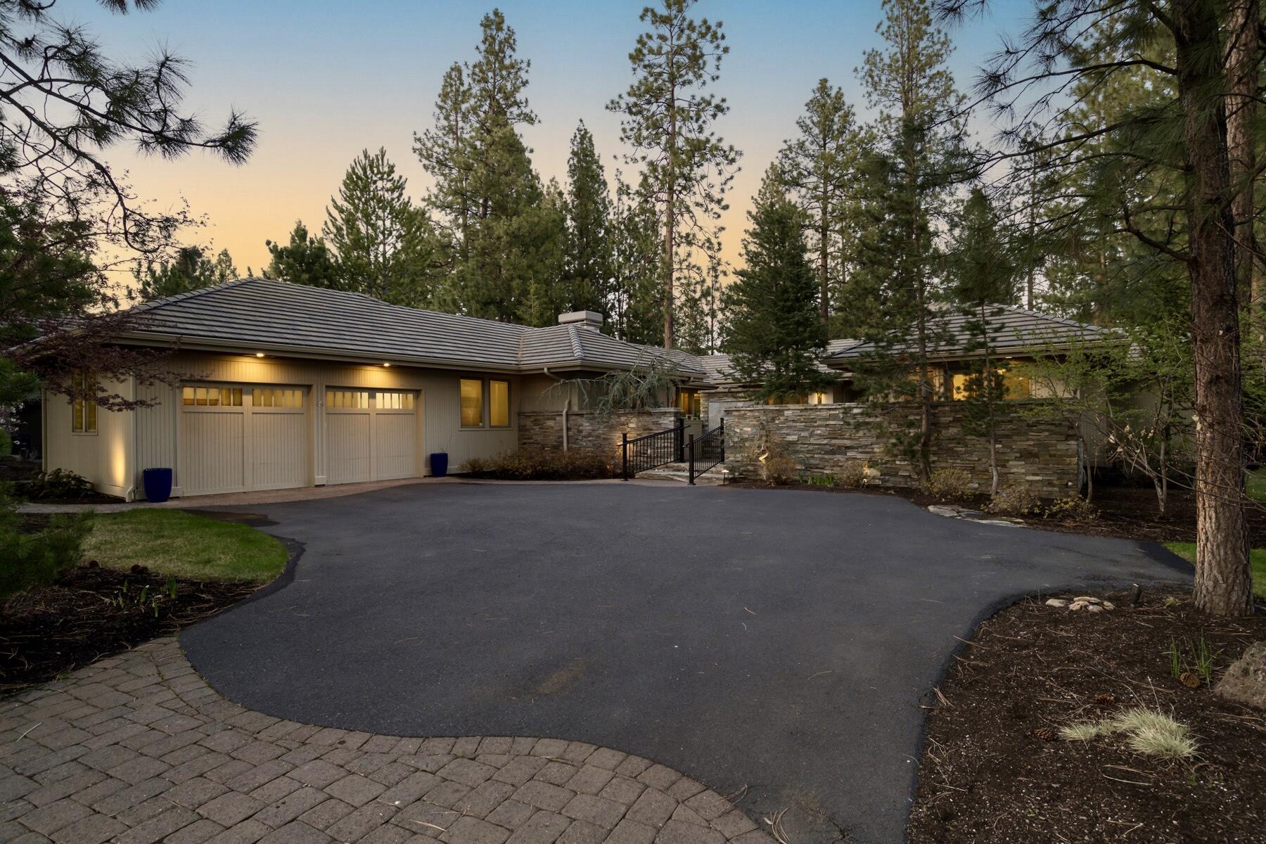 Broken Top - Residential