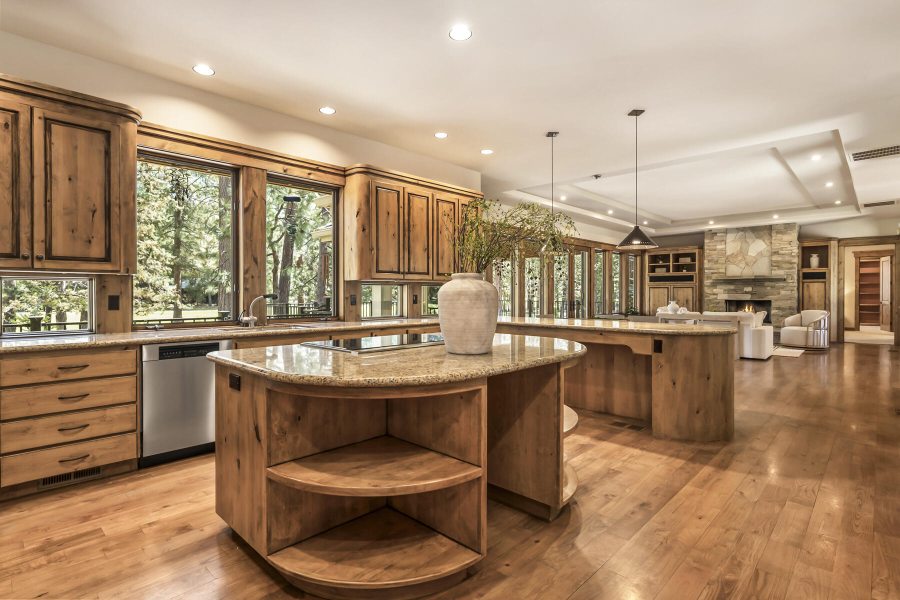 Broken Top - Residential