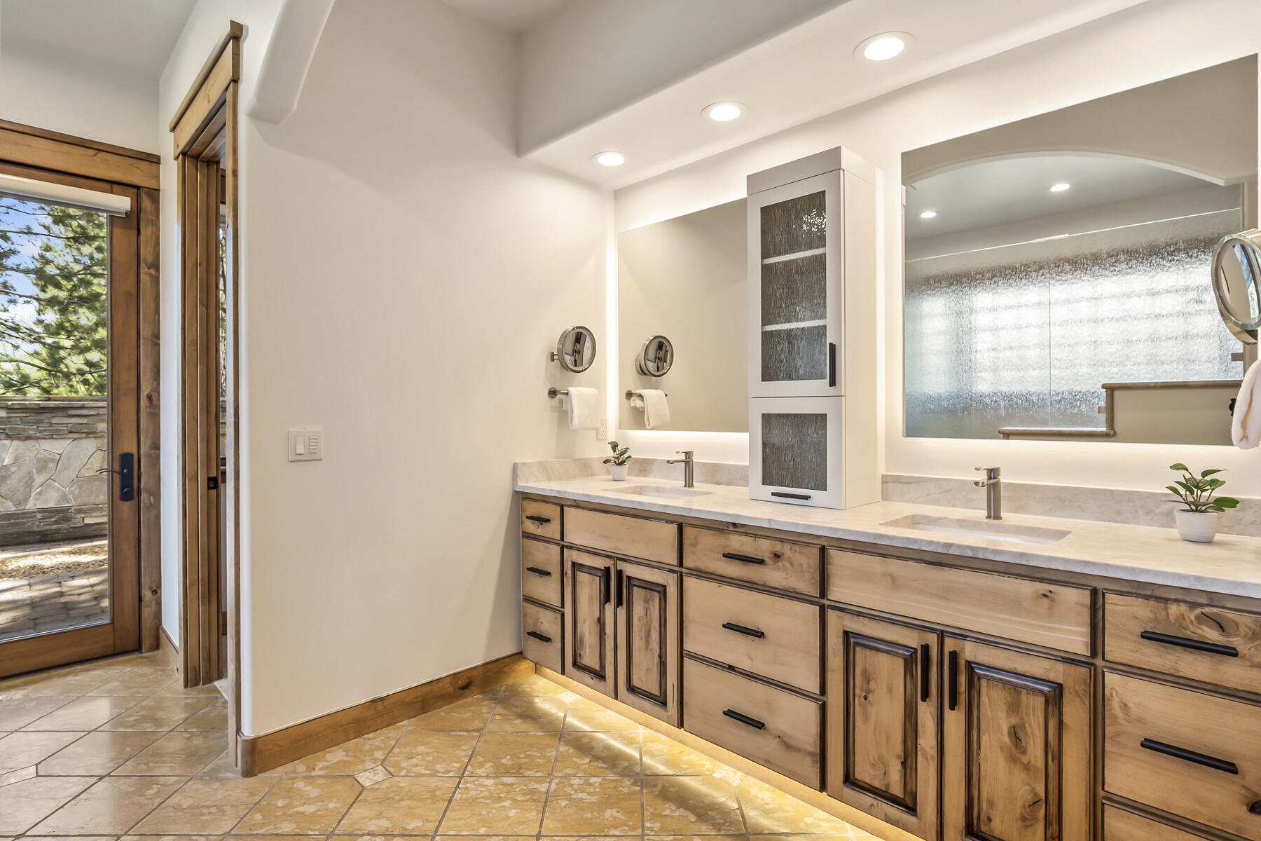 Broken Top - Residential