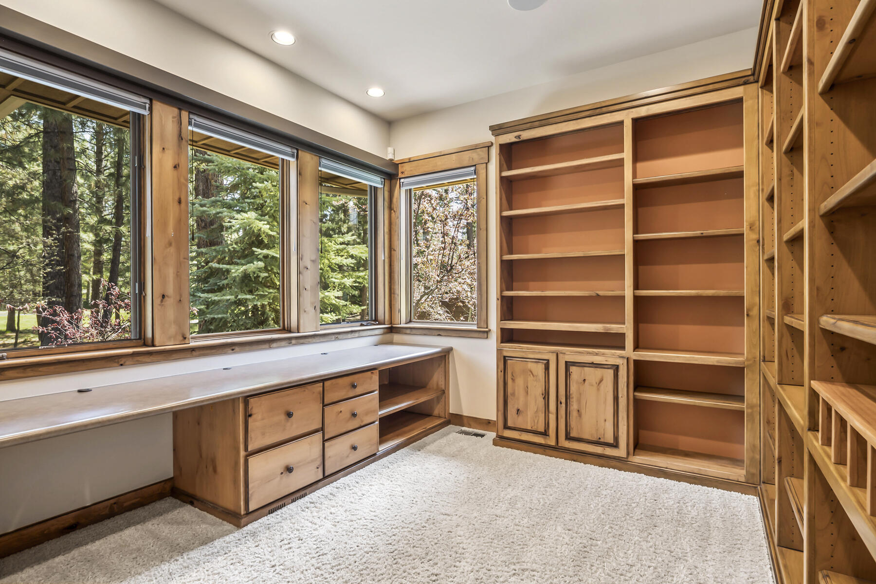 Broken Top - Residential