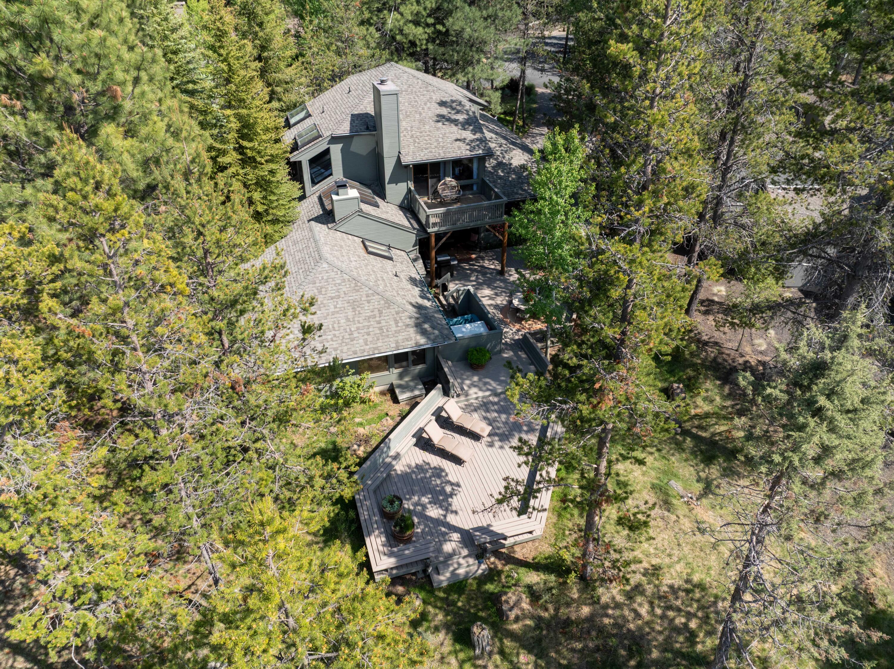 Fairway Crest Village - Residential