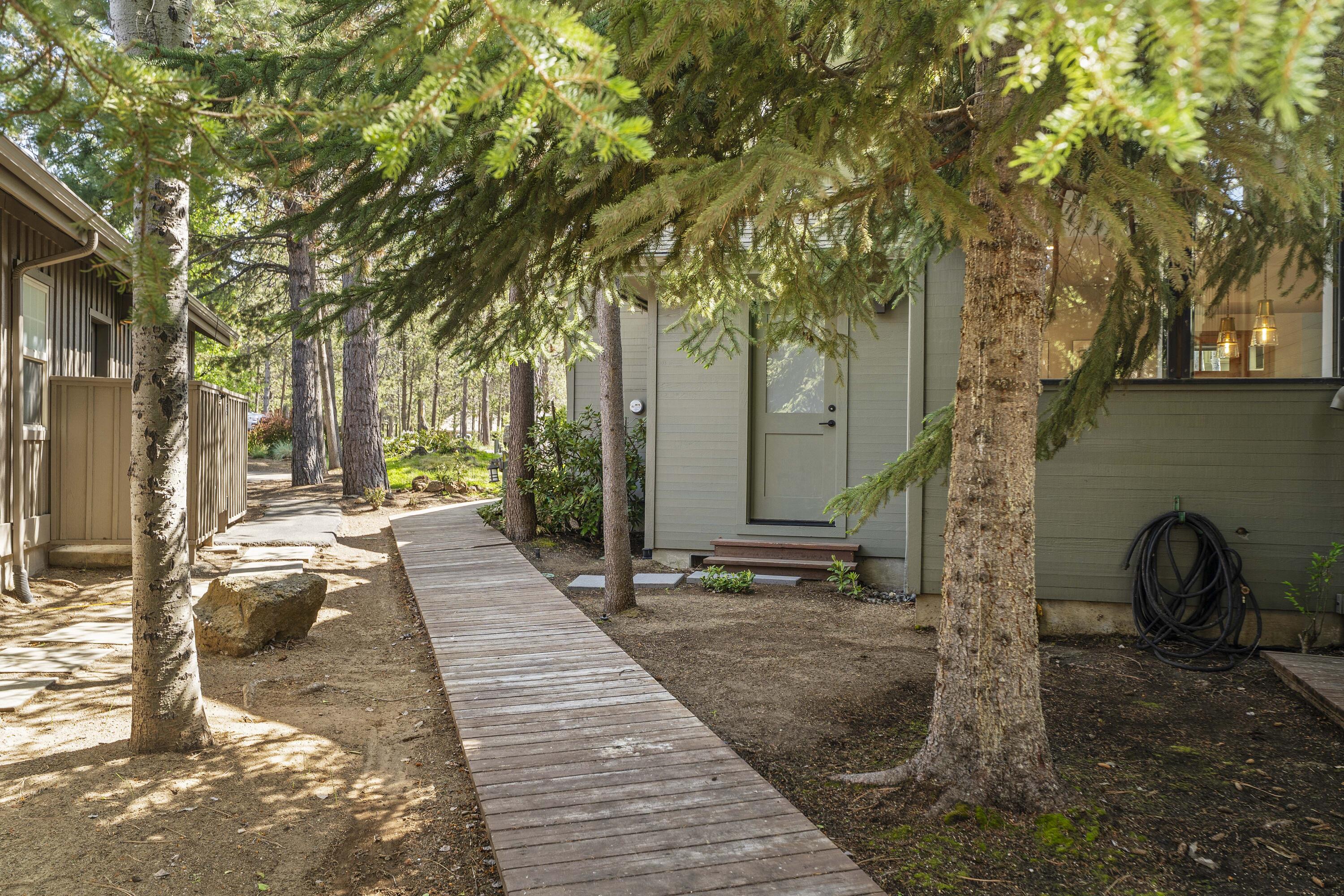 Fairway Crest Village - Residential