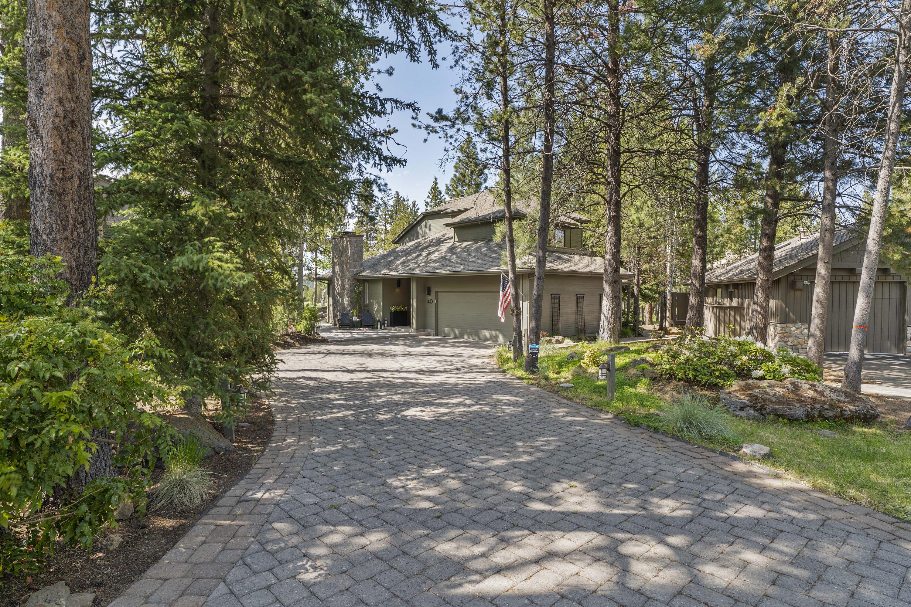 Fairway Crest Village - Residential