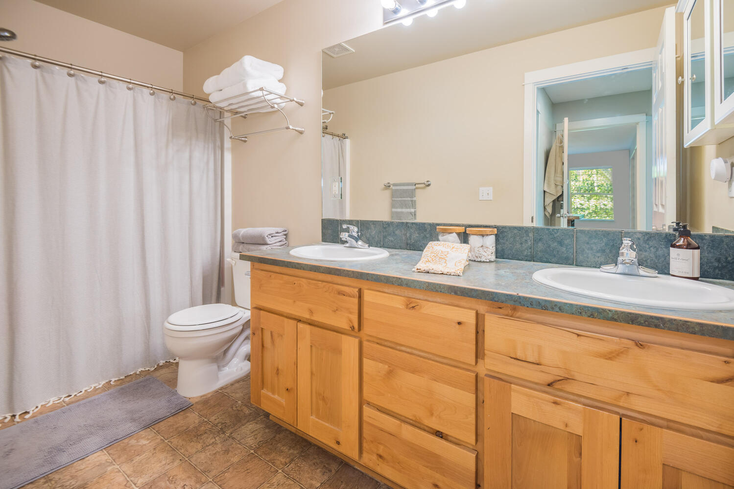 Oakview - Residential