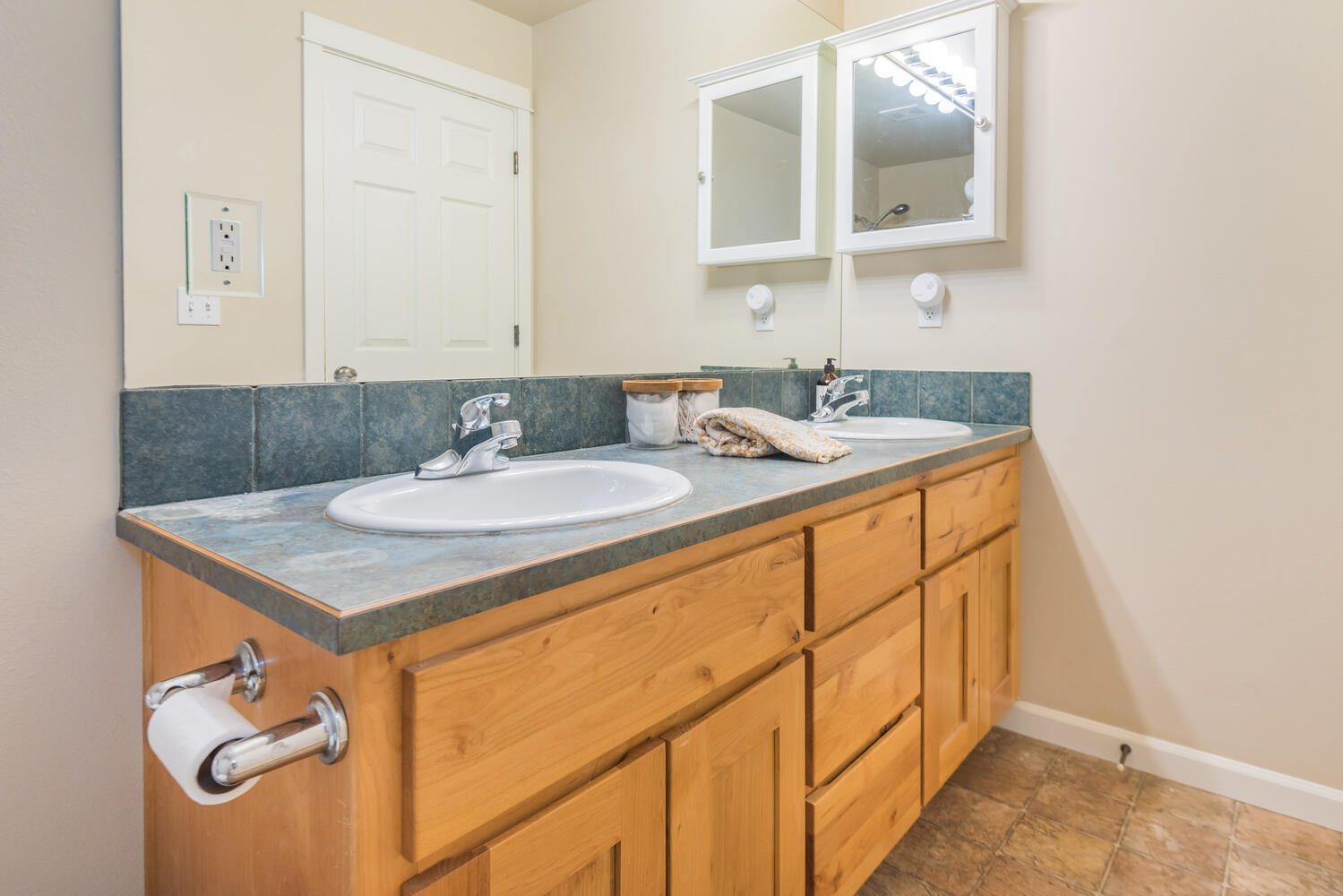 Oakview - Residential