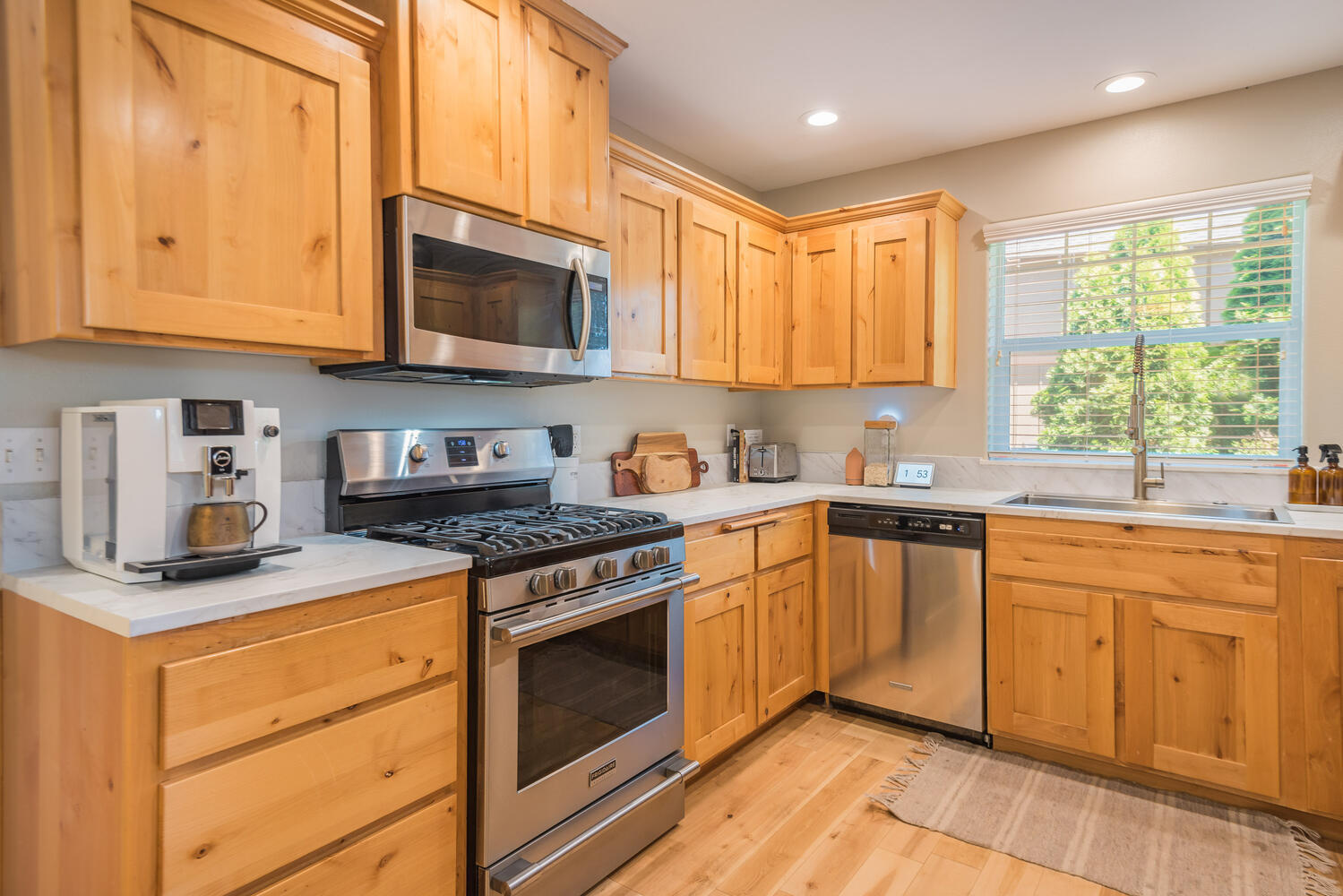 Oakview - Residential