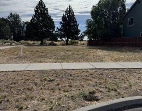 61698 RIGEL Way Bend OR 97702