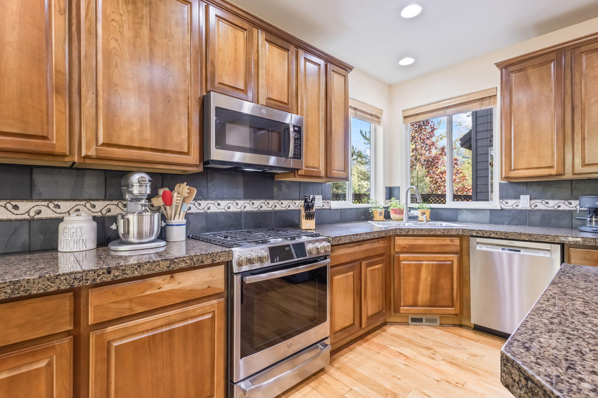 River Canyon Estates - Residential