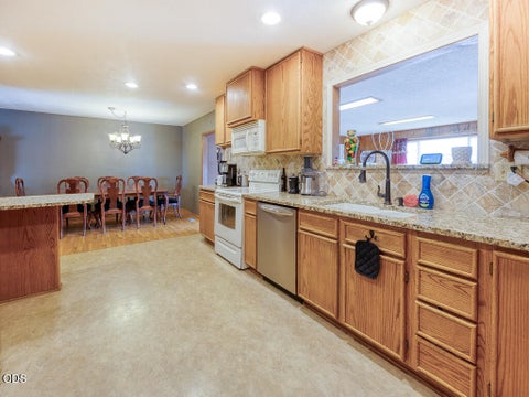 Tiny photo for 3111 Caroline Street, Klamath Falls, OR 97603 (MLS # 220223067)
