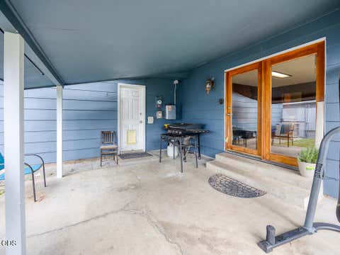 Tiny photo for 3111 Caroline Street, Klamath Falls, OR 97603 (MLS # 220223067)