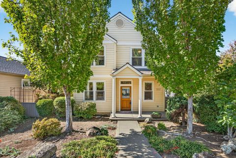 557 N Mountain Avenue Ashland OR 97520