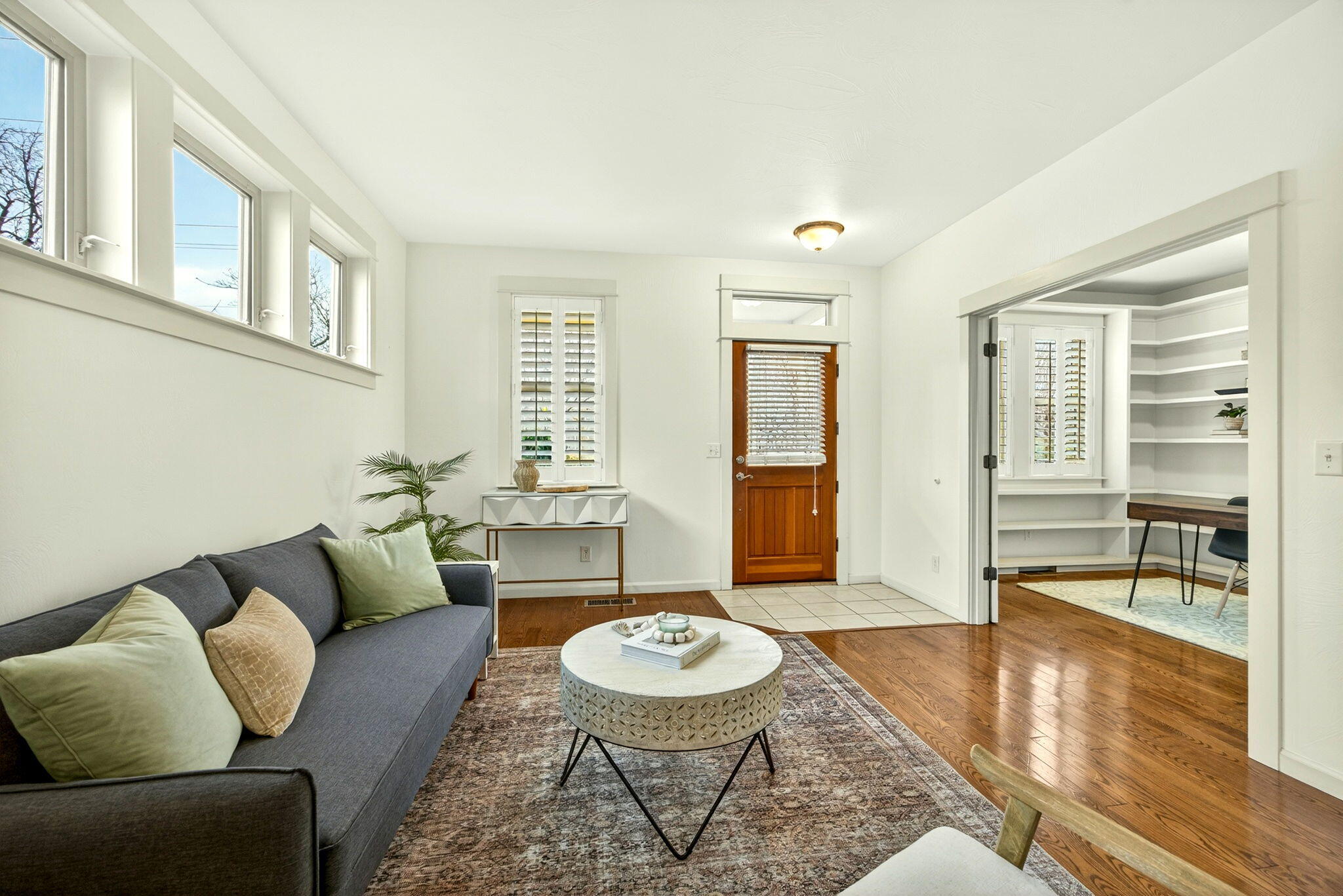 557 N Mountain Avenue