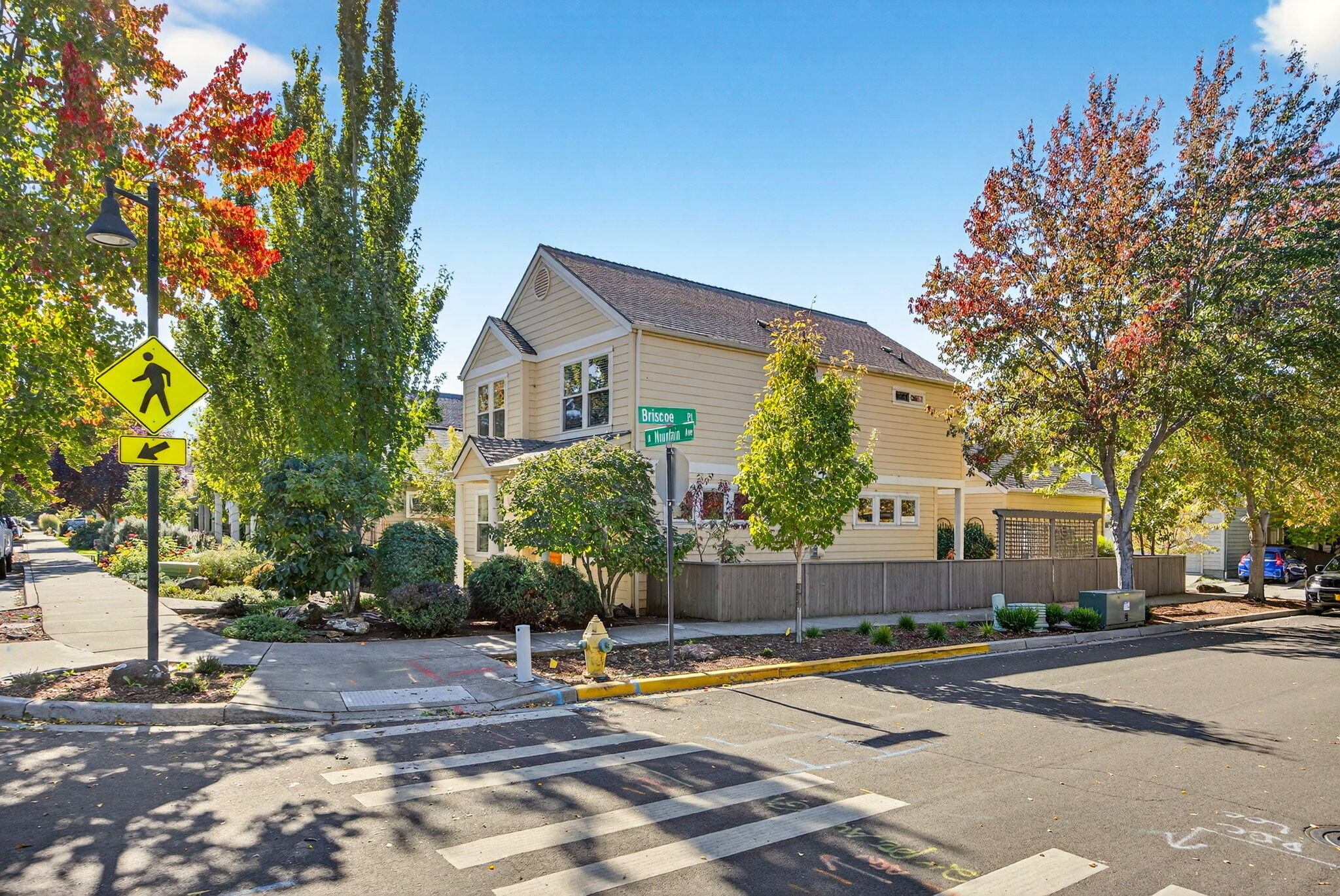 557 N Mountain Avenue