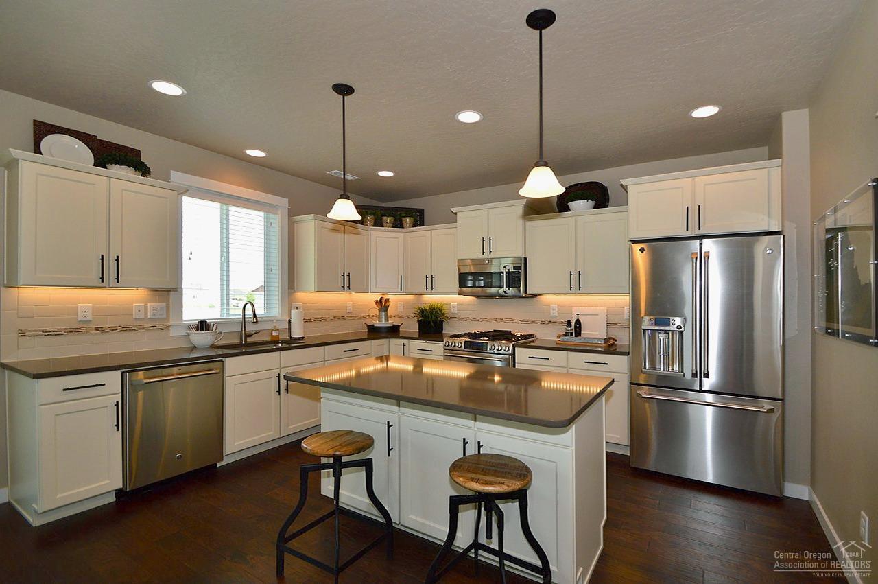 Cascade Heights - Residential