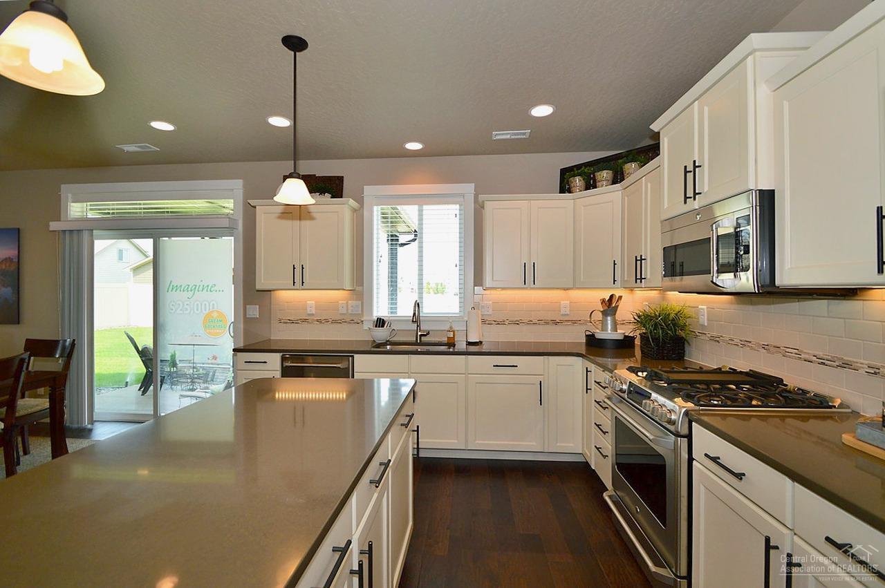 Cascade Heights - Residential