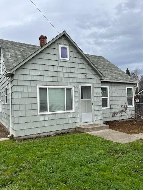 Tiny photo for 1720 SW Bridge Street, Grants Pass, OR 97526 (MLS # 220215280)