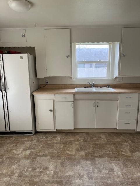 Tiny photo for 1720 SW Bridge Street, Grants Pass, OR 97526 (MLS # 220215280)