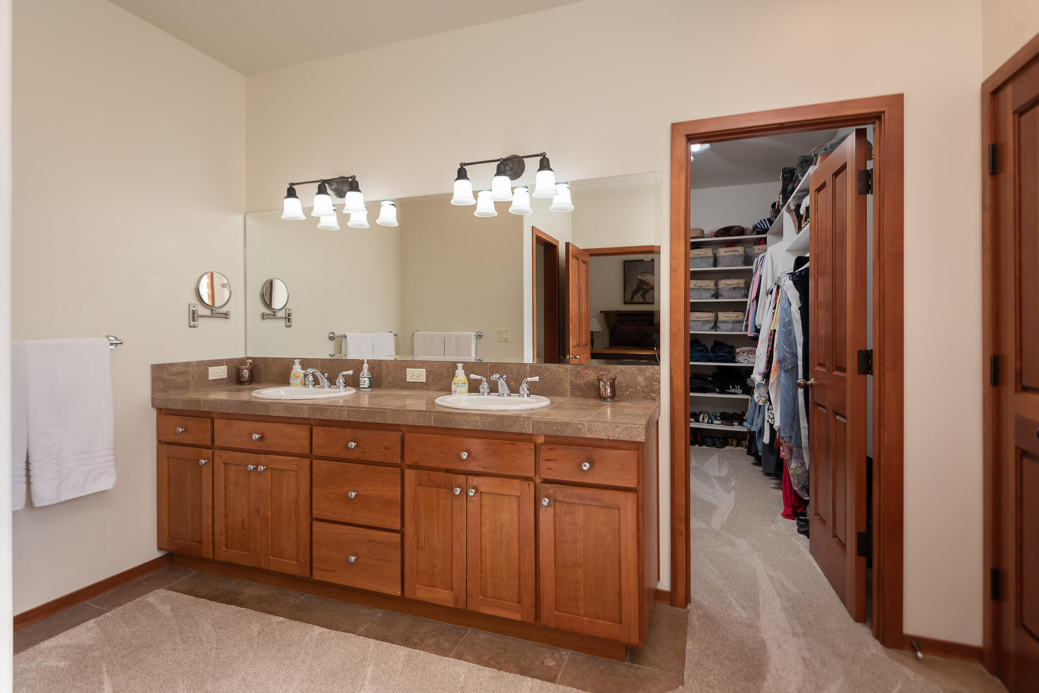 Fairway Point Villag - Residential