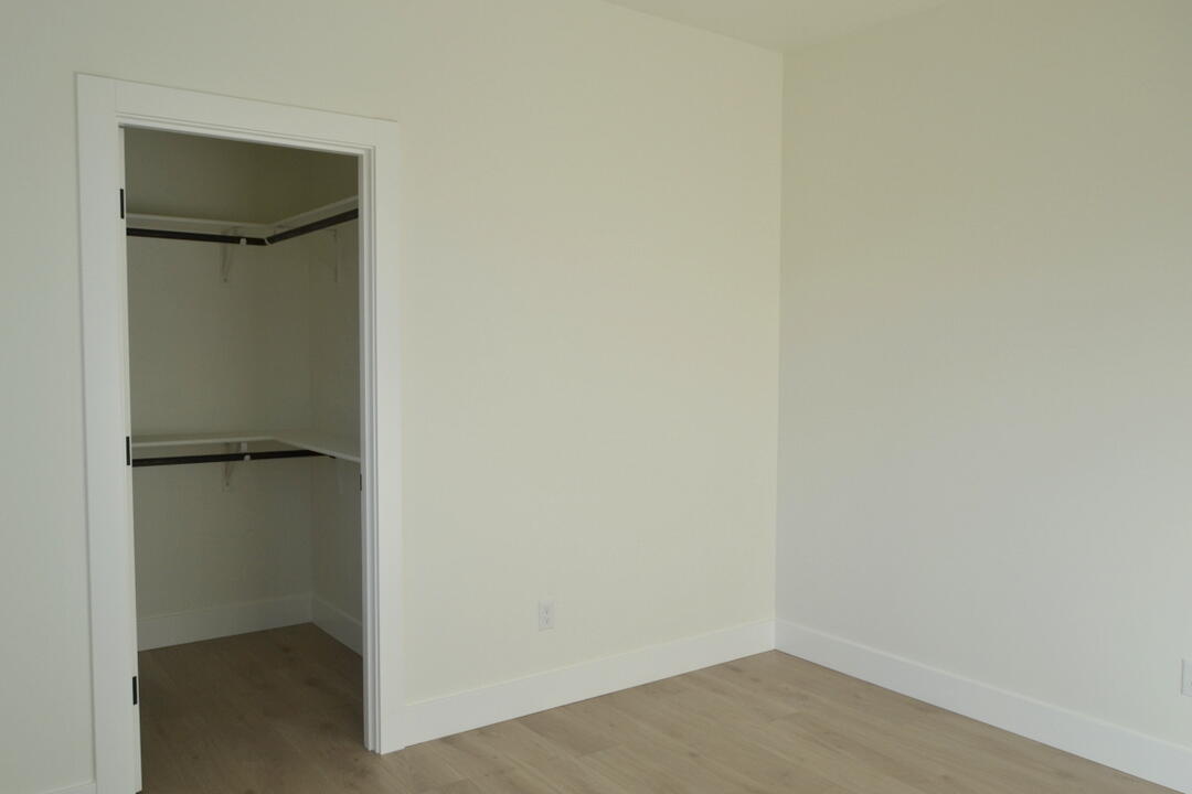 Buckmaster - Residential