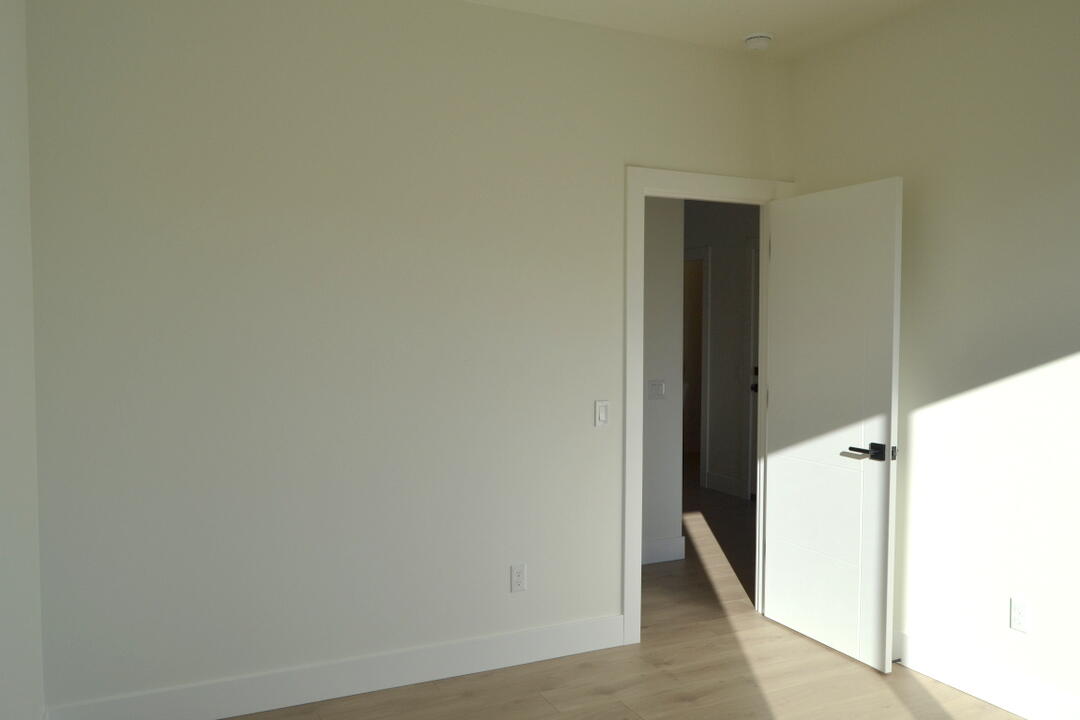 Buckmaster - Residential