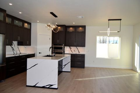 Tiny photo for 224 SW Deer Meadow Lane, Grants Pass, OR 97527 (MLS # 220213246)