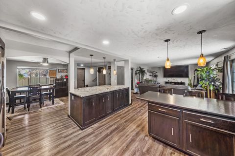 1216 SW 32nd Court Redmond OR 97756