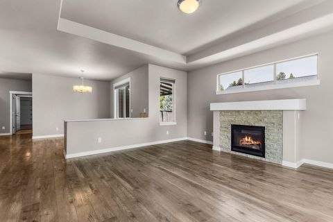 Tiny photo for 51852 Hollinshead Place, La Pine, OR 97739 (MLS # 220220782)