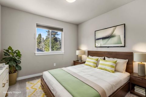Tiny photo for 51852 Hollinshead Place, La Pine, OR 97739 (MLS # 220220782)