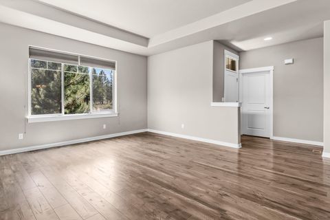 Tiny photo for 51852 Hollinshead Place, La Pine, OR 97739 (MLS # 220220782)