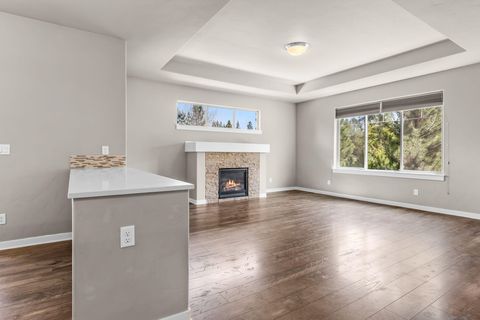 Tiny photo for 51852 Hollinshead Place, La Pine, OR 97739 (MLS # 220220782)