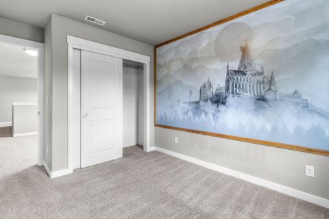 Tiny photo for 51852 Hollinshead Place, La Pine, OR 97739 (MLS # 220220782)