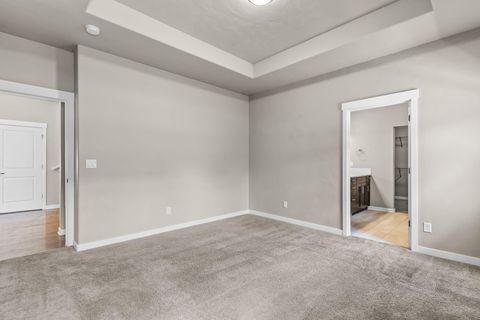 Tiny photo for 51852 Hollinshead Place, La Pine, OR 97739 (MLS # 220220782)