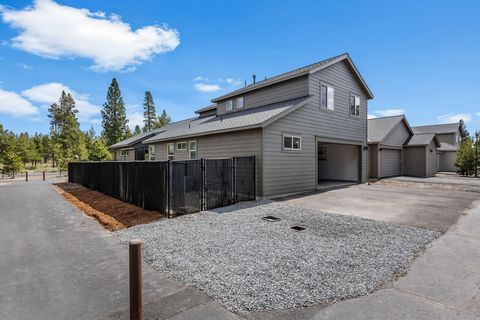 Tiny photo for 51852 Hollinshead Place, La Pine, OR 97739 (MLS # 220220782)