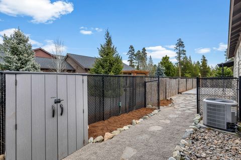 Tiny photo for 51852 Hollinshead Place, La Pine, OR 97739 (MLS # 220220782)