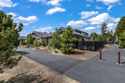 Tiny photo for 51852 Hollinshead Place, La Pine, OR 97739 (MLS # 220220782)
