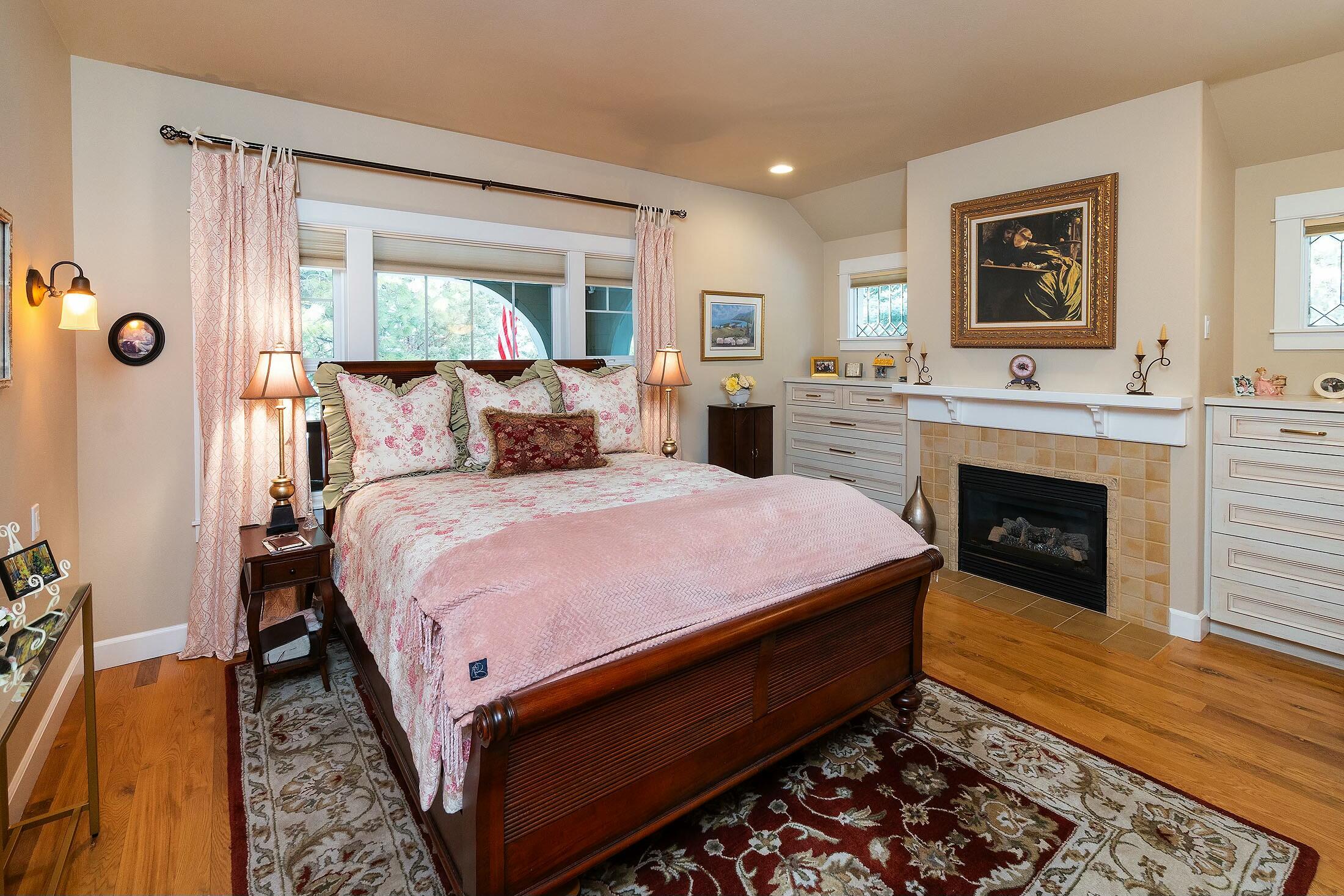 Awbrey Butte - Residential