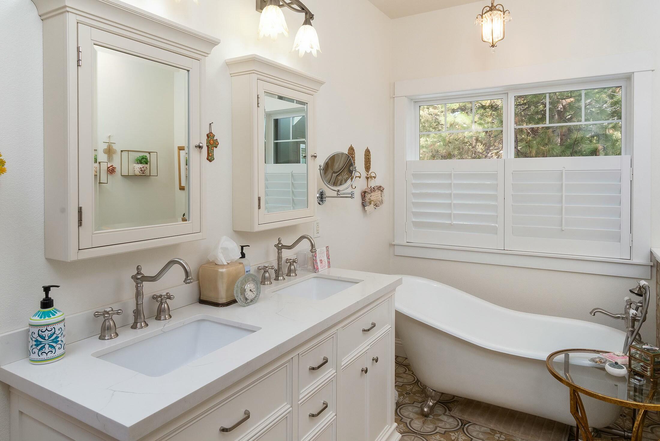 Awbrey Butte - Residential