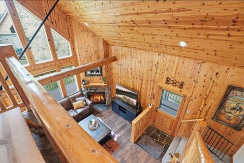 Tiny photo for 8831 Cliff Swallow Drive, Redmond, OR 97756 (MLS # 220217795)