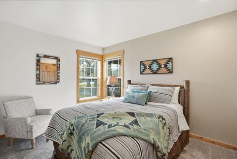 Tiny photo for 8831 Cliff Swallow Drive, Redmond, OR 97756 (MLS # 220217795)