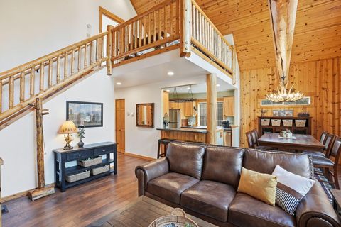 Tiny photo for 8831 Cliff Swallow Drive, Redmond, OR 97756 (MLS # 220217795)